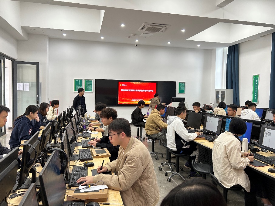 C:\Users\asus\AppData\Local\Microsoft\Windows\INetCache\Content.Word\12月3日下午-中级-胜游网页版在线登录-8501-考场照片1.jpg